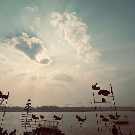 Tandon Lodge On The Ganga Ghat Homestay Varanasi Dış mekan fotoğraf