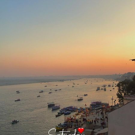 Tandon Lodge On The Ganga Ghat Homestay Varanasi Dış mekan fotoğraf