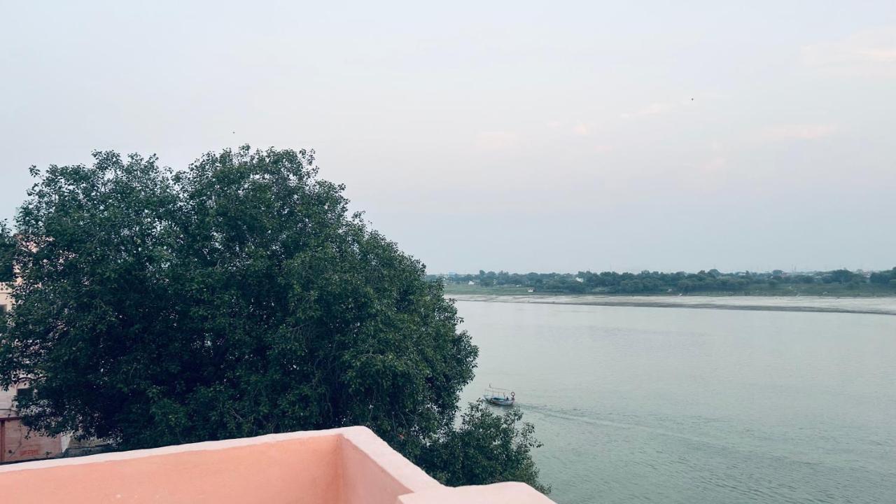 Tandon Lodge On The Ganga Ghat Homestay Varanasi Dış mekan fotoğraf