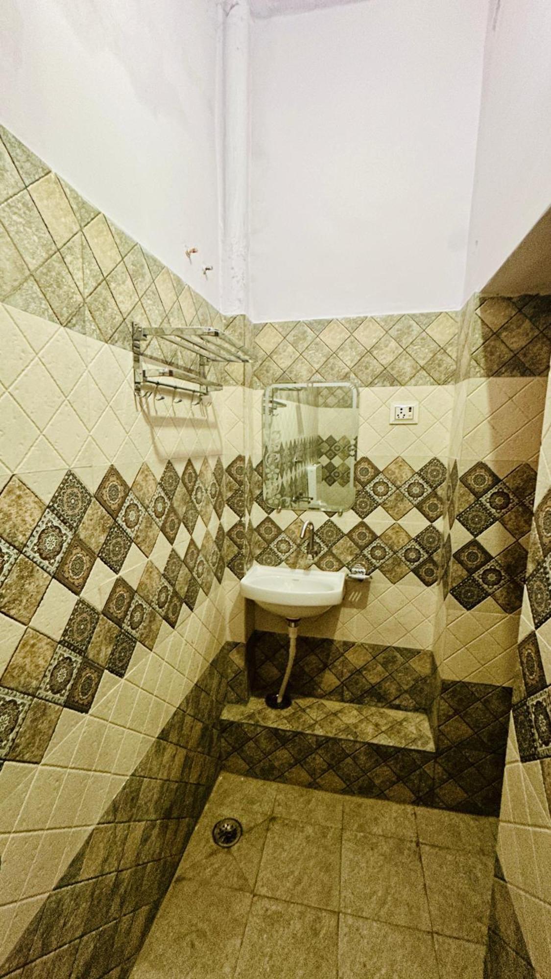Tandon Lodge On The Ganga Ghat Homestay Varanasi Dış mekan fotoğraf